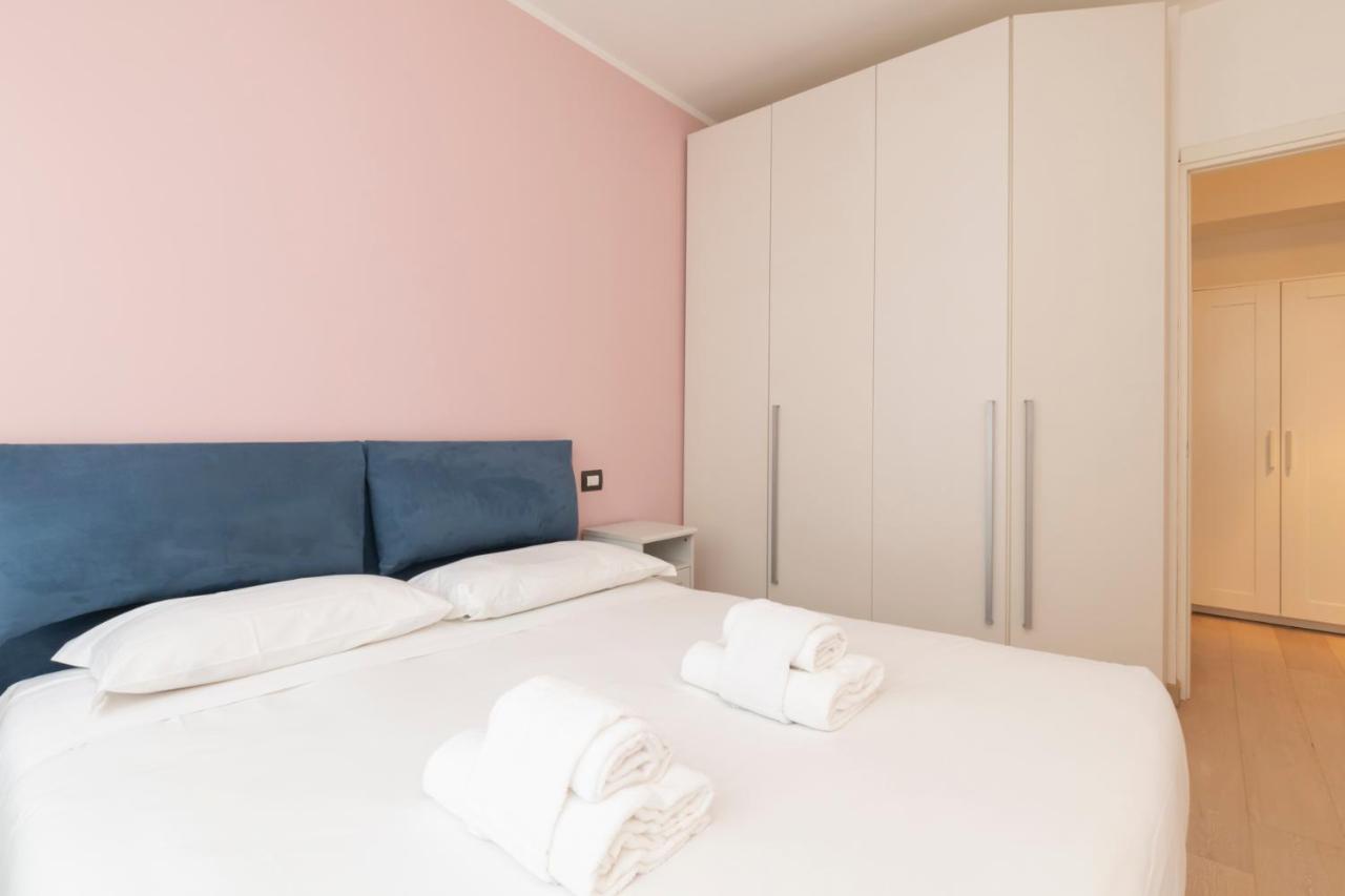 Luxury Apartment Near Bocconi Zamenhof 7 Milão Exterior foto
