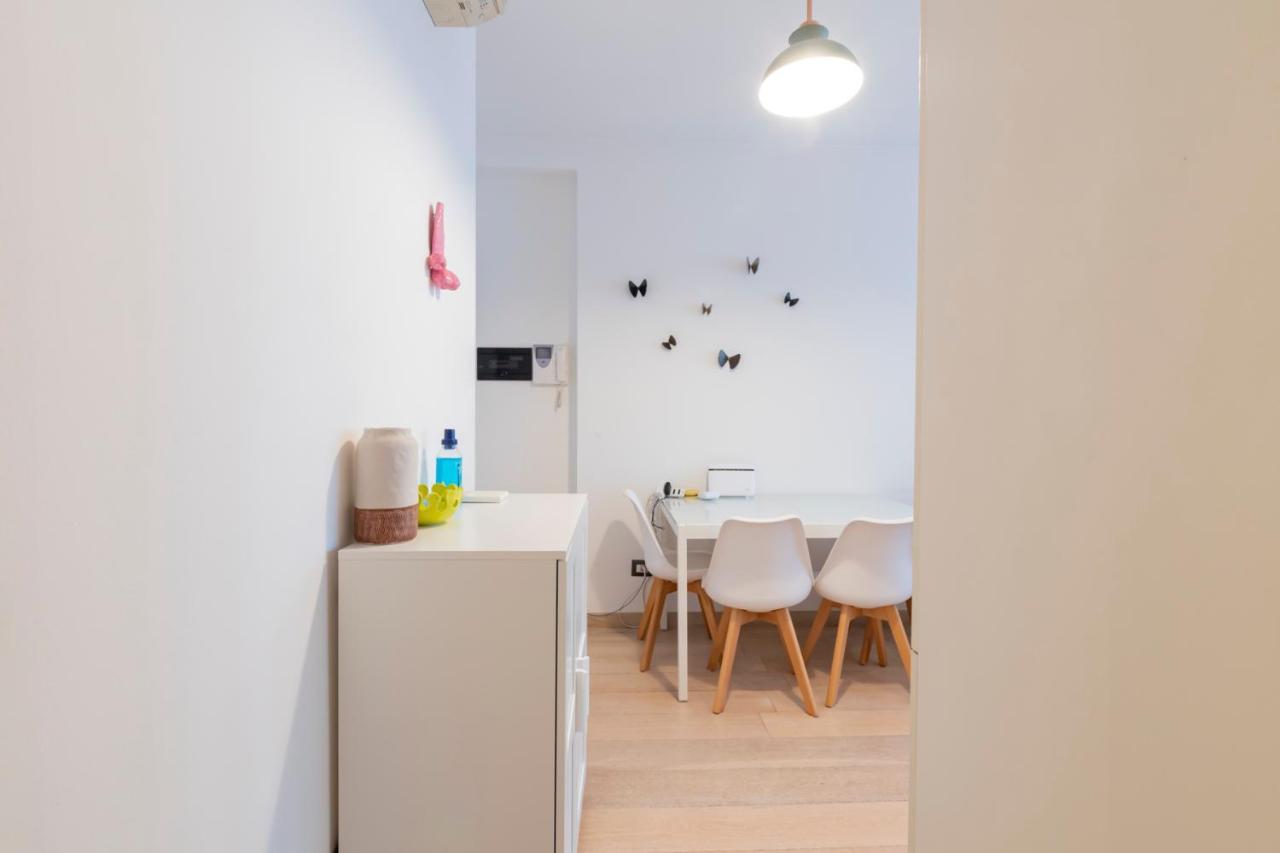 Luxury Apartment Near Bocconi Zamenhof 7 Milão Exterior foto
