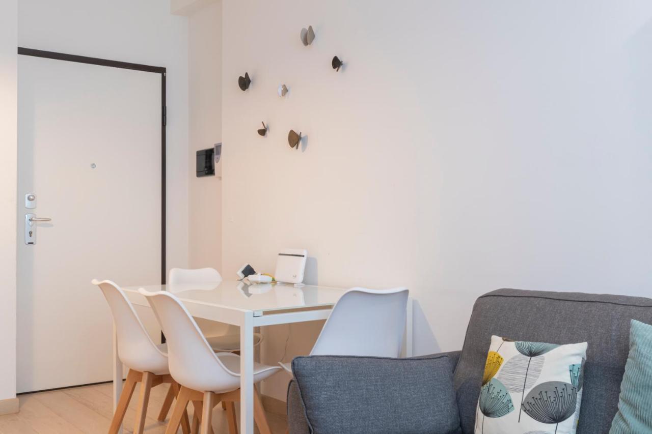 Luxury Apartment Near Bocconi Zamenhof 7 Milão Exterior foto